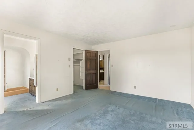 $575,000 | 143 South 1200 Road West, Blackfoot, ID 83221