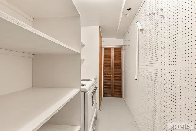 $575,000 | 143 South 1200 Road West, Blackfoot, ID 83221