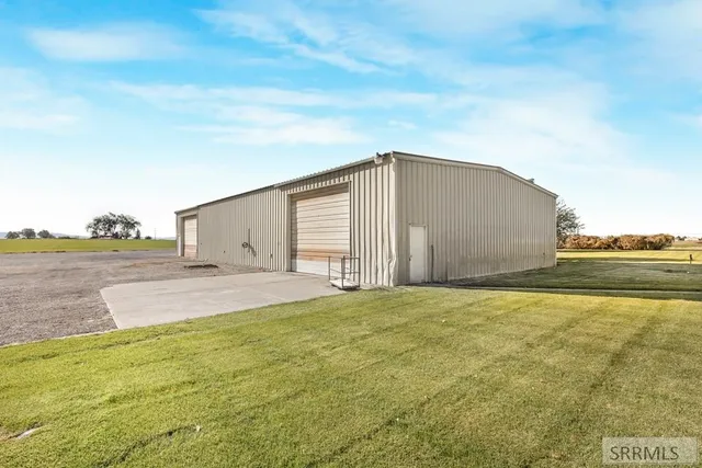 $575,000 | 143 South 1200 Road West, Blackfoot, ID 83221