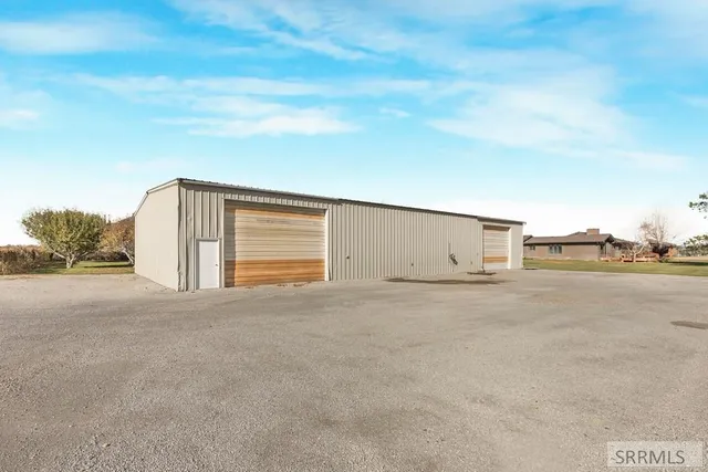 $575,000 | 143 South 1200 Road West, Blackfoot, ID 83221