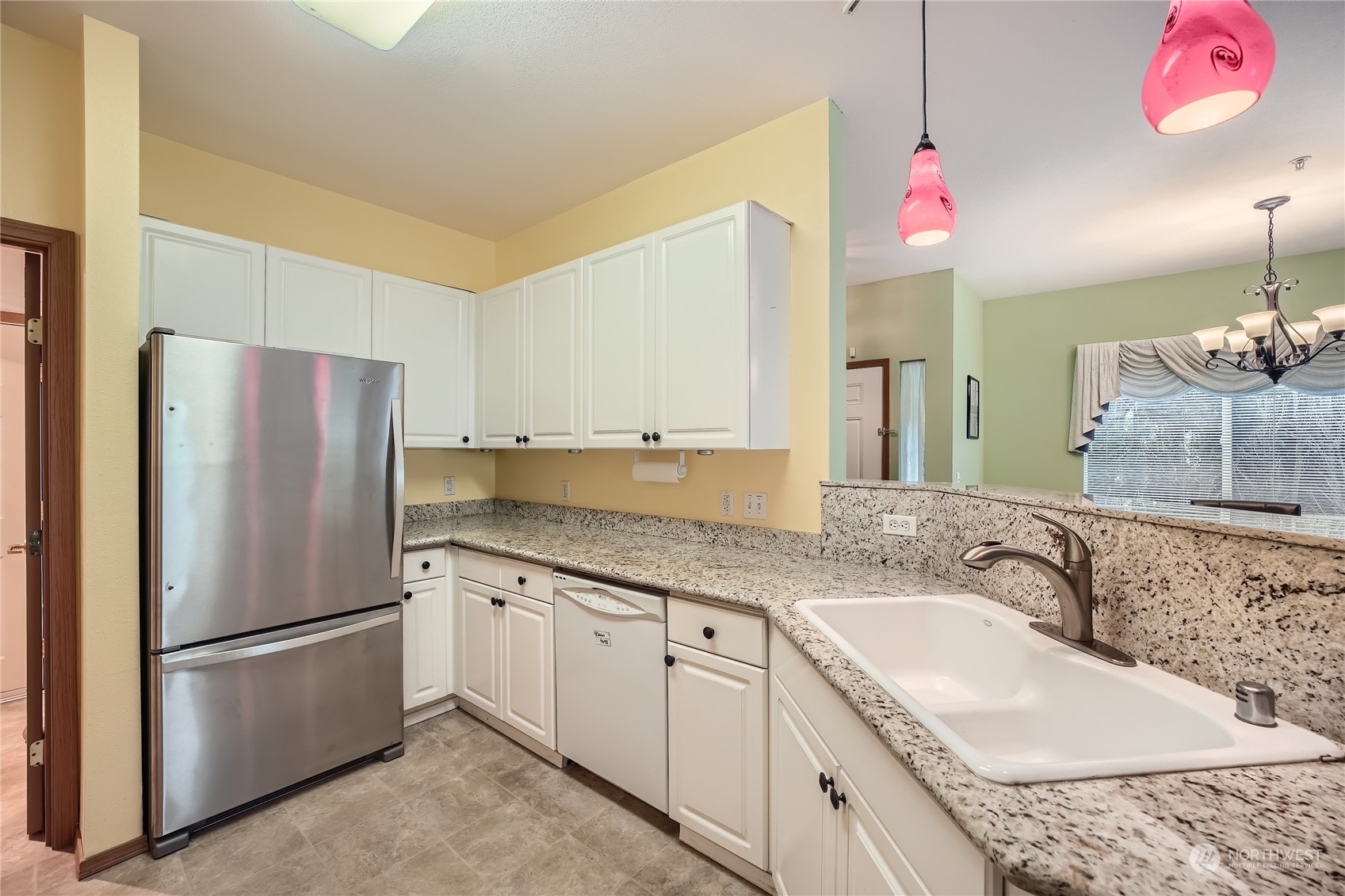 17724 134th Lane Southeast Renton, WA 98058 - Photo 11 of 33 Gallery Image 11