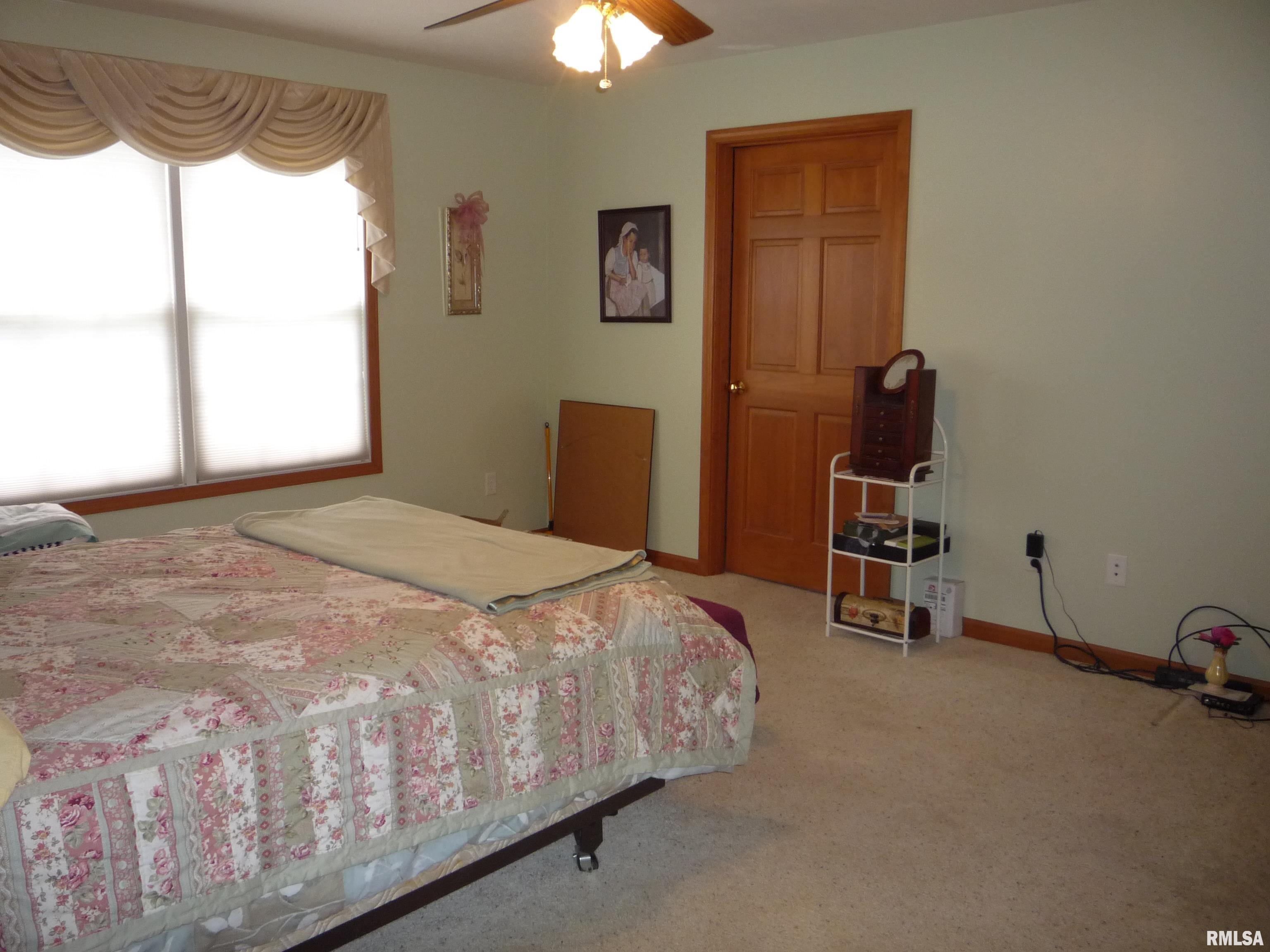 3501 Lytham Drive Springfield, IL 62712 - Photo 12 of 25 Gallery Image 12