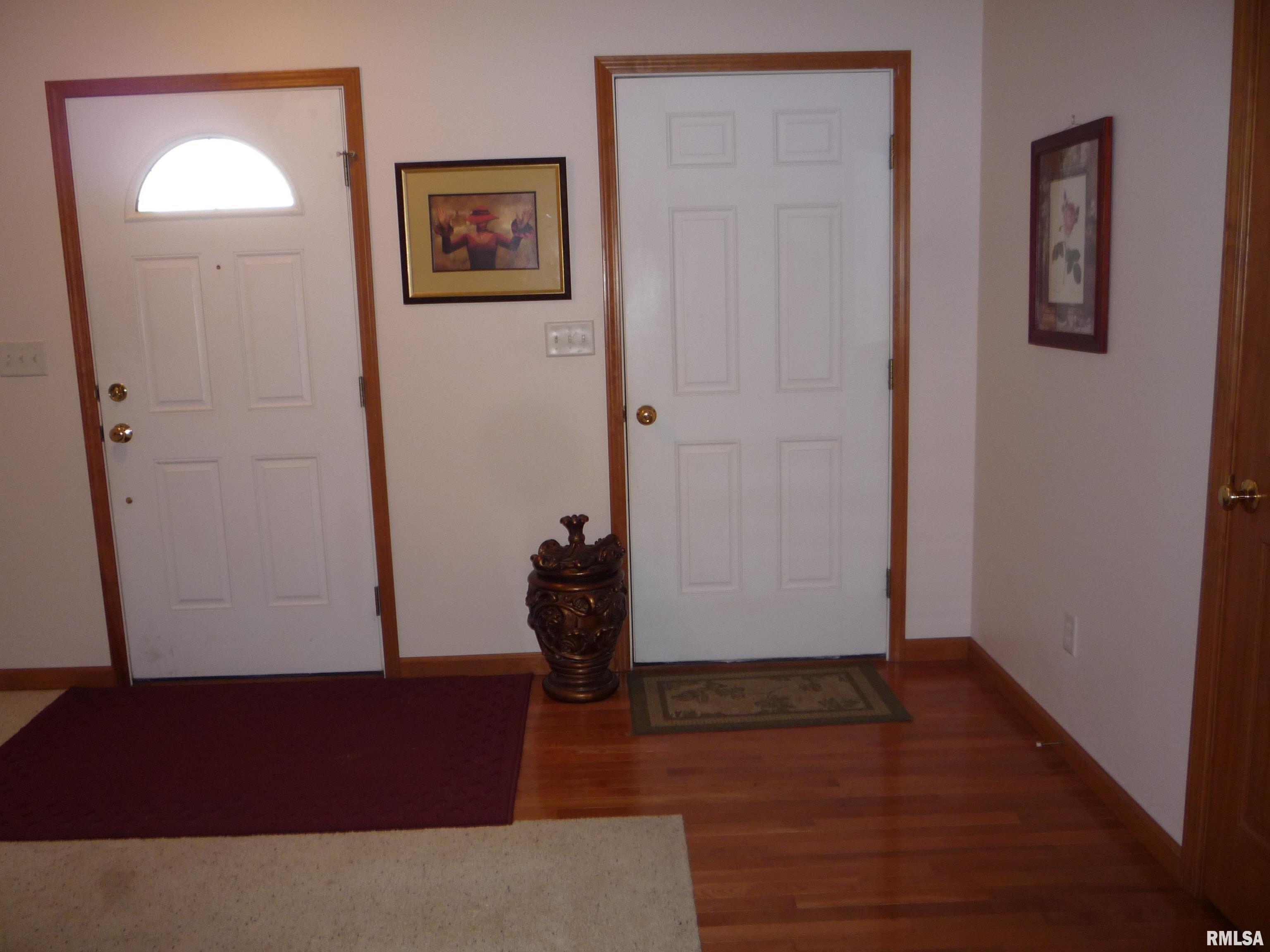3501 Lytham Drive Springfield, IL 62712 - Photo 5 of 25 Gallery Image 5