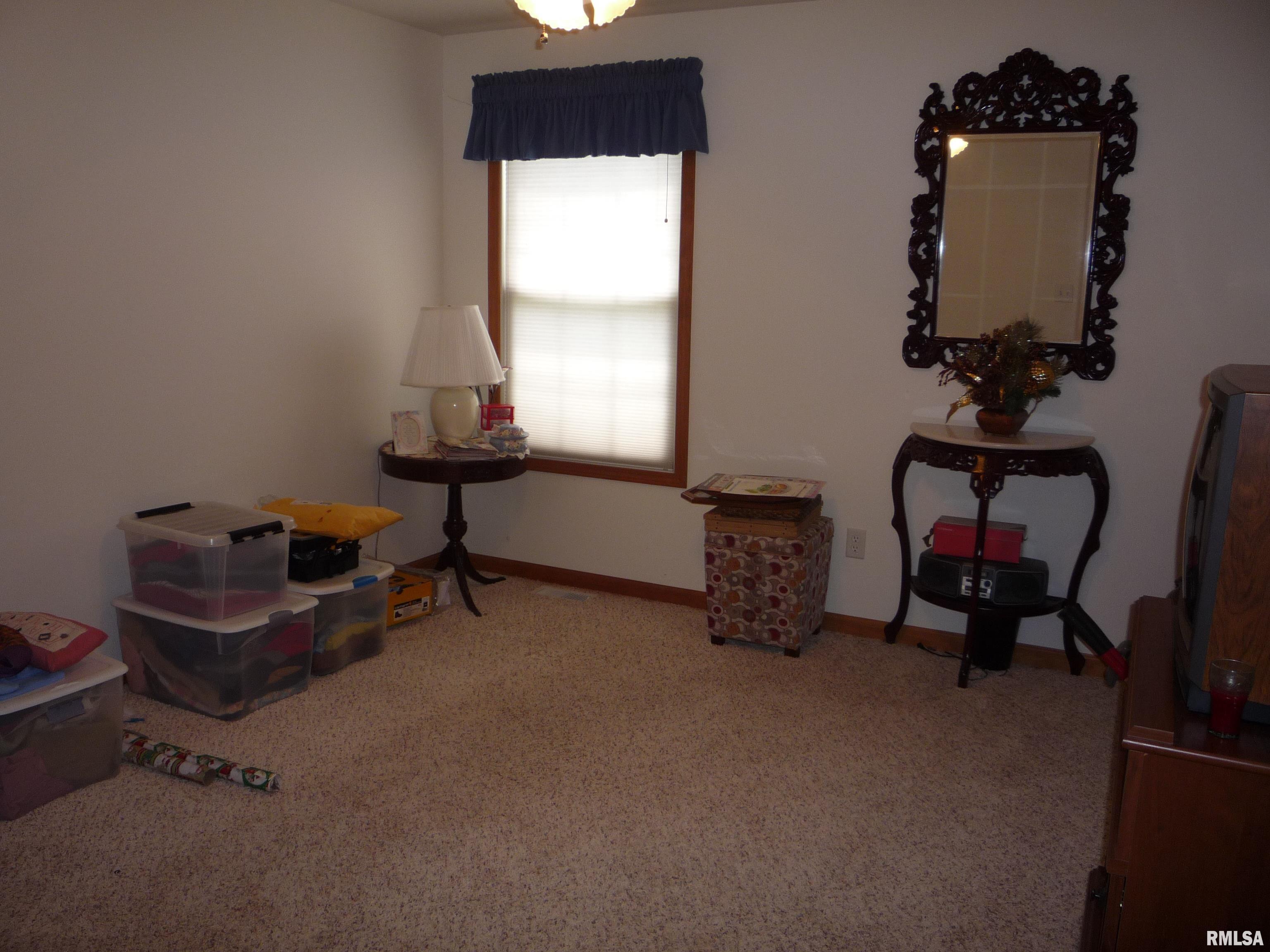 3501 Lytham Drive Springfield, IL 62712 - Photo 6 of 25 Gallery Image 6