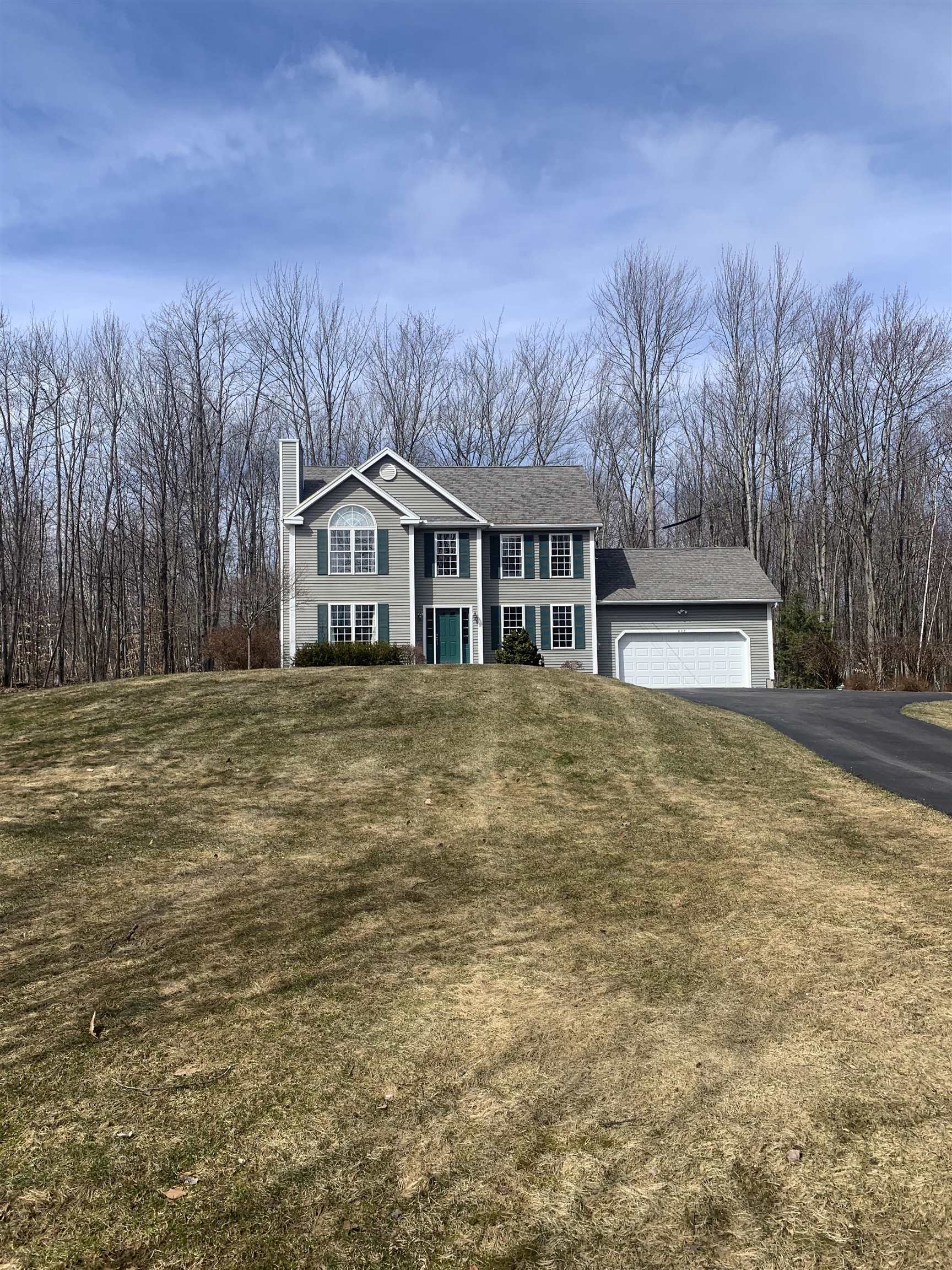 617 Foster Hill Road Henniker, NH 03242 - Photo 4 of 40 Gallery Image 4