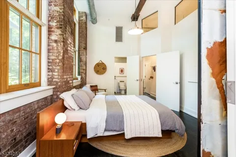 $799,000 | 25 Clark Street, Unit 205, Glen Ridge, NJ 07028