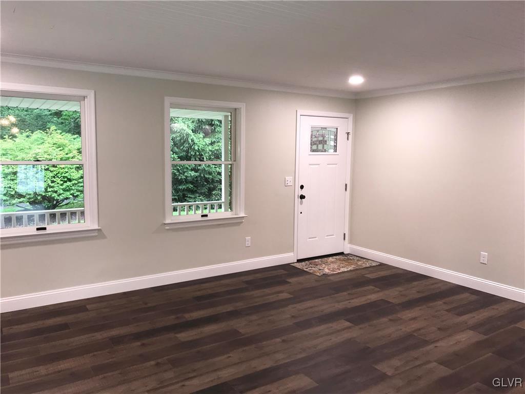 6191 Creek Road Slatington, PA 18080 - Photo 3 of 30 Gallery Image 3