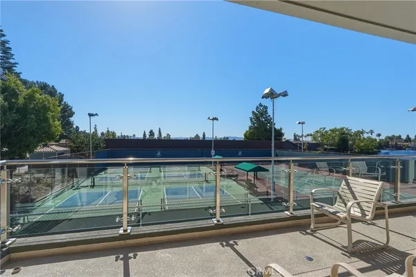 $999,900 | 24210 Jasper Lake Lane, Unit 52, Lake Forest, CA 92630