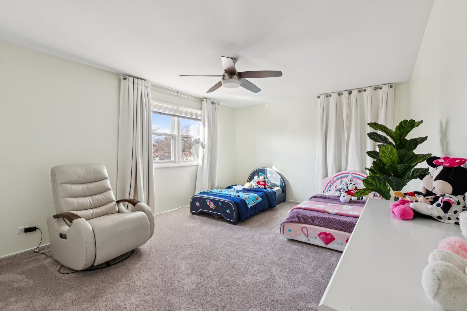 588 Applegate Lane Lake Zurich, IL 60047 - Photo 21 of 36