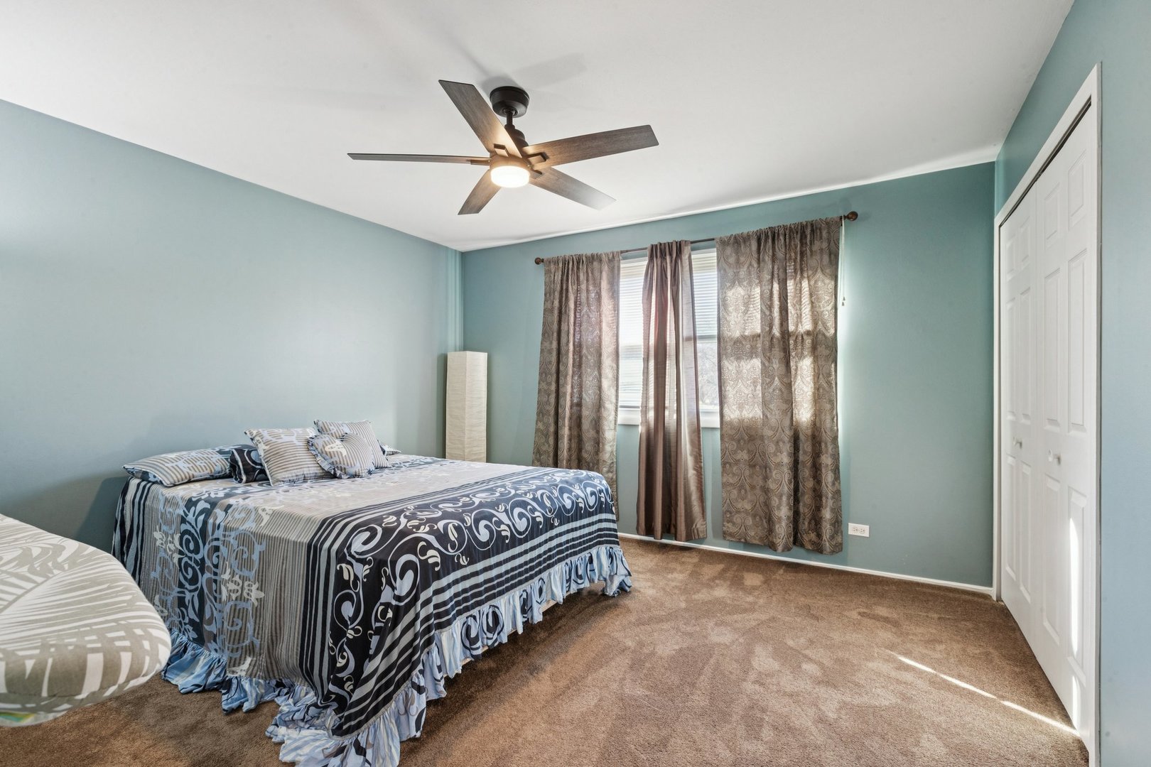 588 Applegate Lane Lake Zurich, IL 60047 - Photo 25 of 36