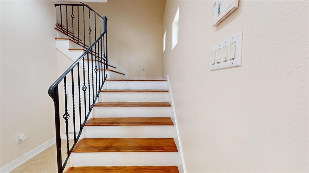 1502 Birdsall Street Houston, TX 77007 - Photo 10 of 41