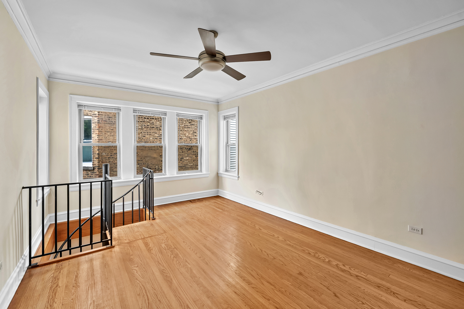 1928 West Addison Street, Unit 1N Chicago, IL 60613 - Photo 3 of 21
