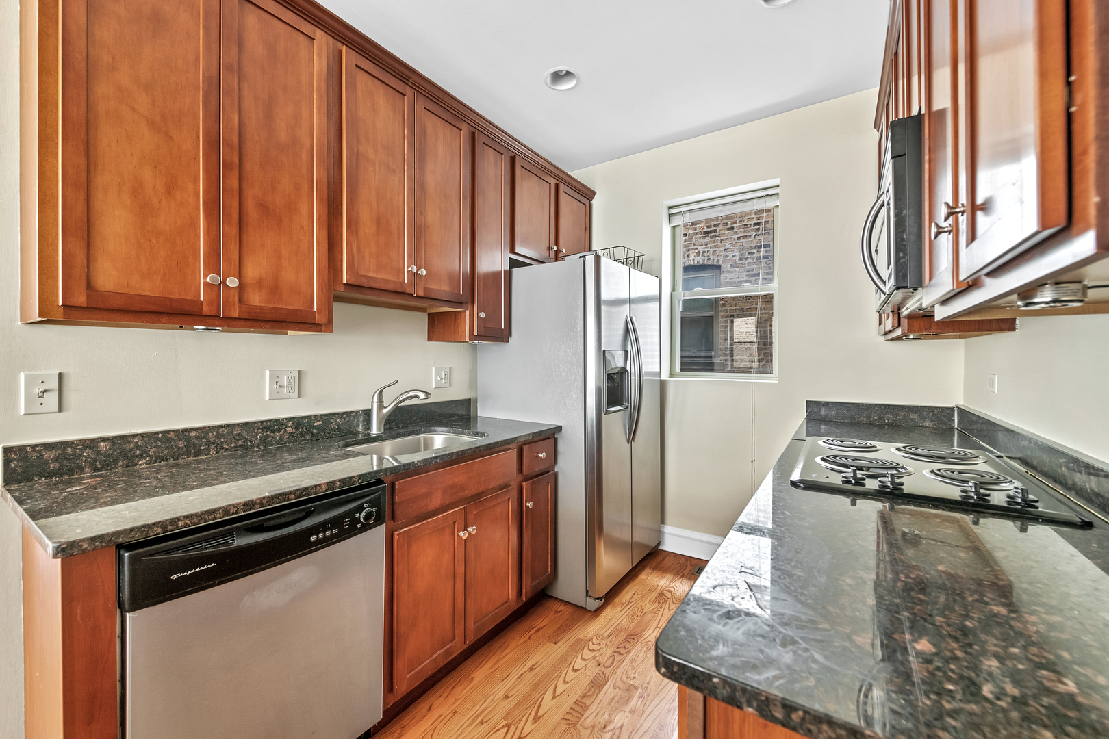 1928 West Addison Street, Unit 1N Chicago, IL 60613 - Photo 7 of 21
