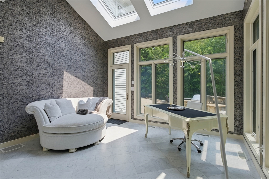 65 Saile Way North Andover, MA 01845 - Photo 13 of 42