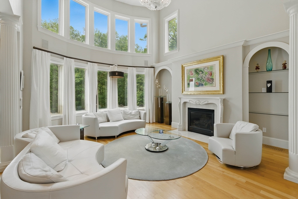 65 Saile Way North Andover, MA 01845 - Photo 4 of 42