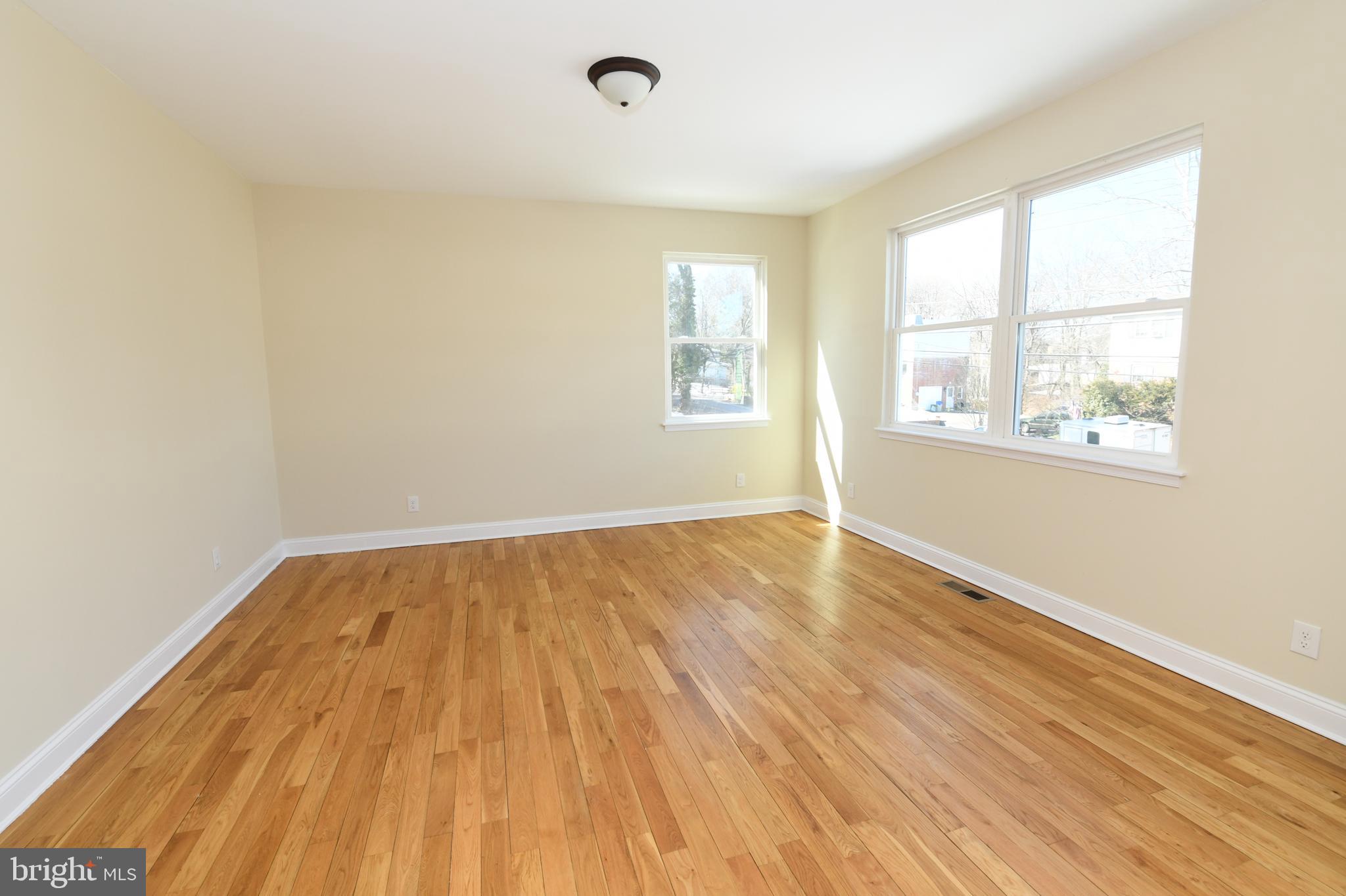 13499 Trevose Road Philadelphia, PA 19116 - Photo 11 of 77