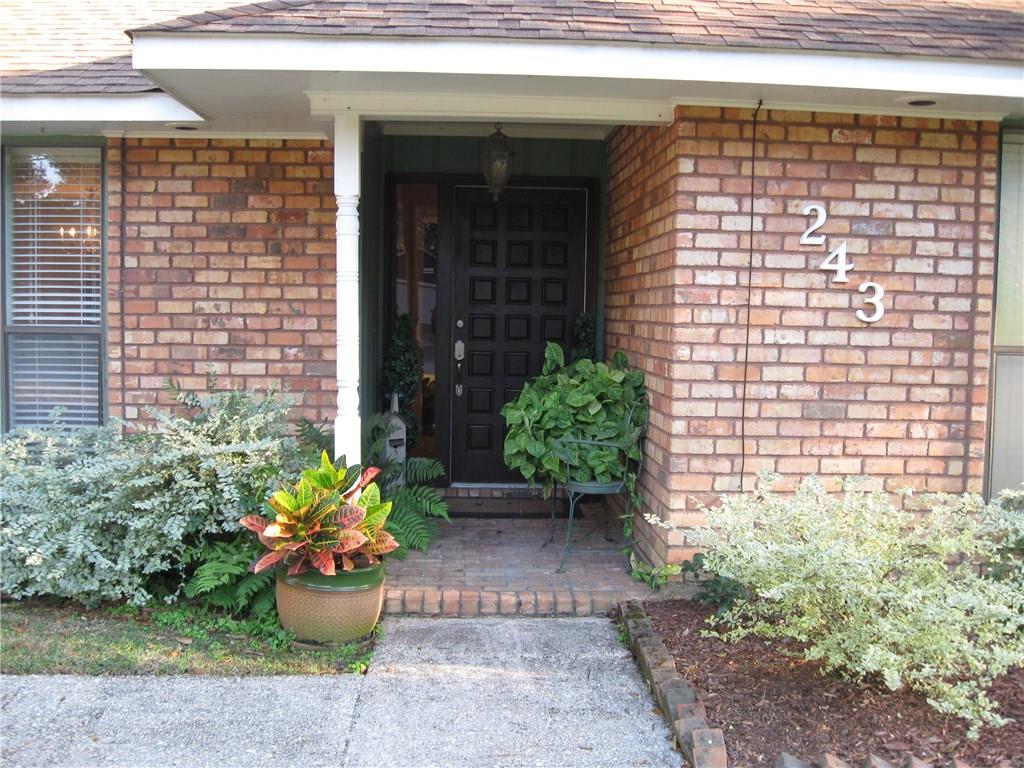 243 Camden Street Slidell, LA 70461 - Photo 2 of 23