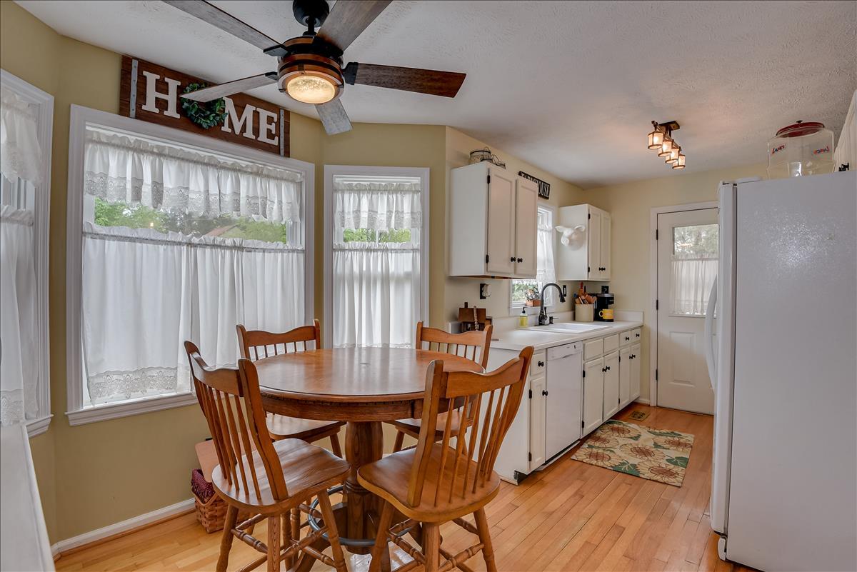 1505 Powderhouse Road Southeast Aiken, SC 29803 - Photo 8 of 33 Gallery Image 8