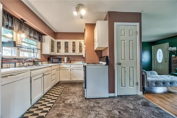 $190,000 | 104 Baldwin Street, Belton, MO 64012