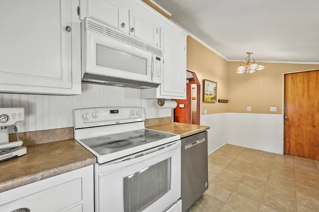 $509,000 | 62-43 Wilders Grove Road, Newton, NH 03858