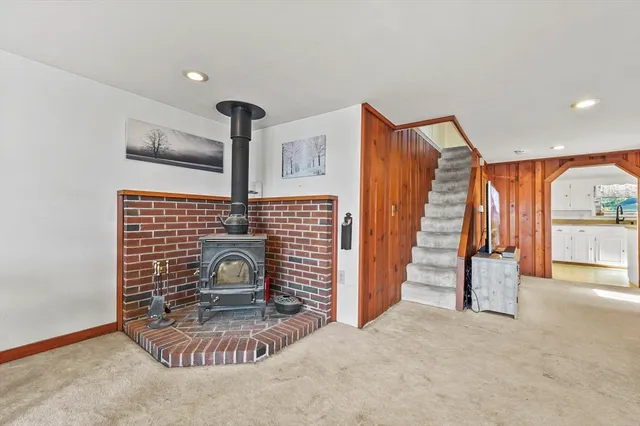 $509,000 | 62-43 Wilders Grove Road, Newton, NH 03858