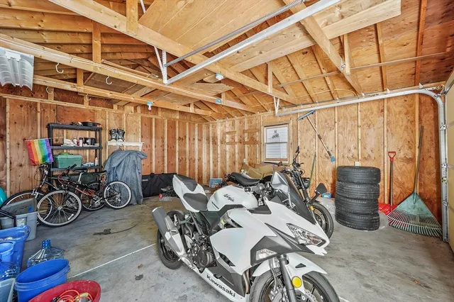 $509,000 | 62-43 Wilders Grove Road, Newton, NH 03858