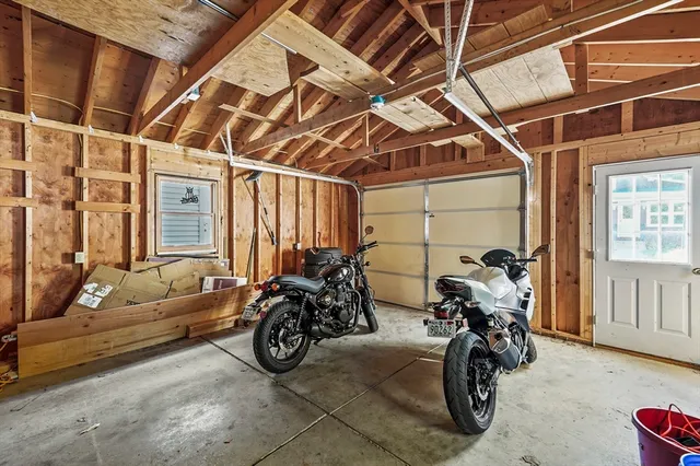 $509,000 | 62-43 Wilders Grove Road, Newton, NH 03858