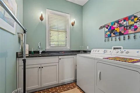 a picture of floor plan