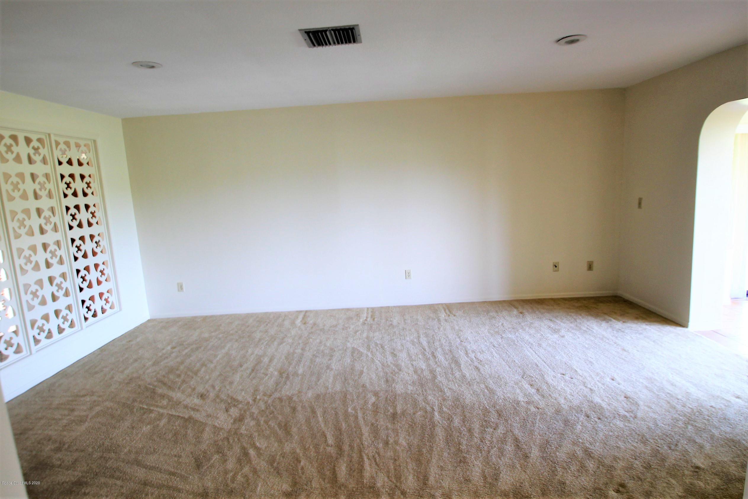790 Montclair Road Northeast Palm Bay, FL 32905 - Photo 12 of 38 Formal LR