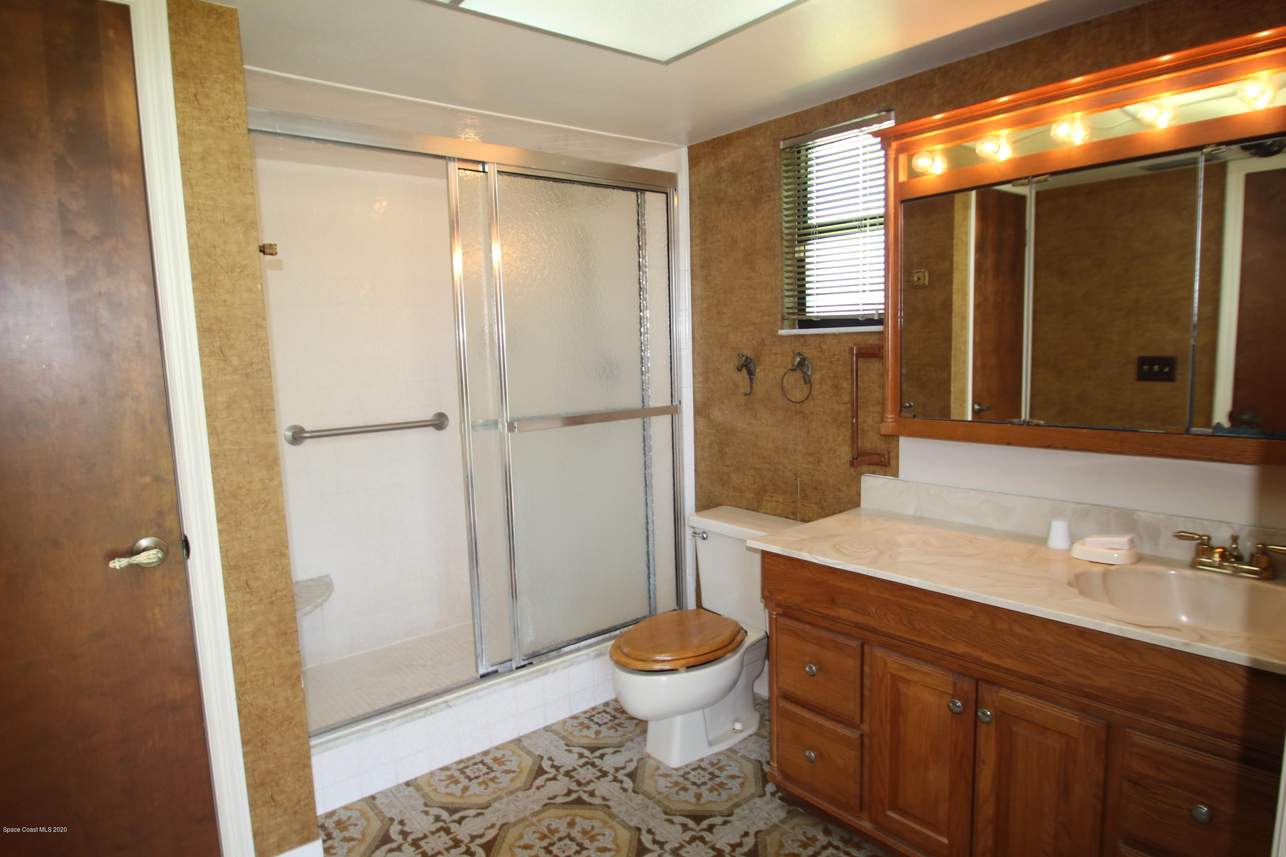 790 Montclair Road Northeast Palm Bay, FL 32905 - Photo 26 of 38 Master bath