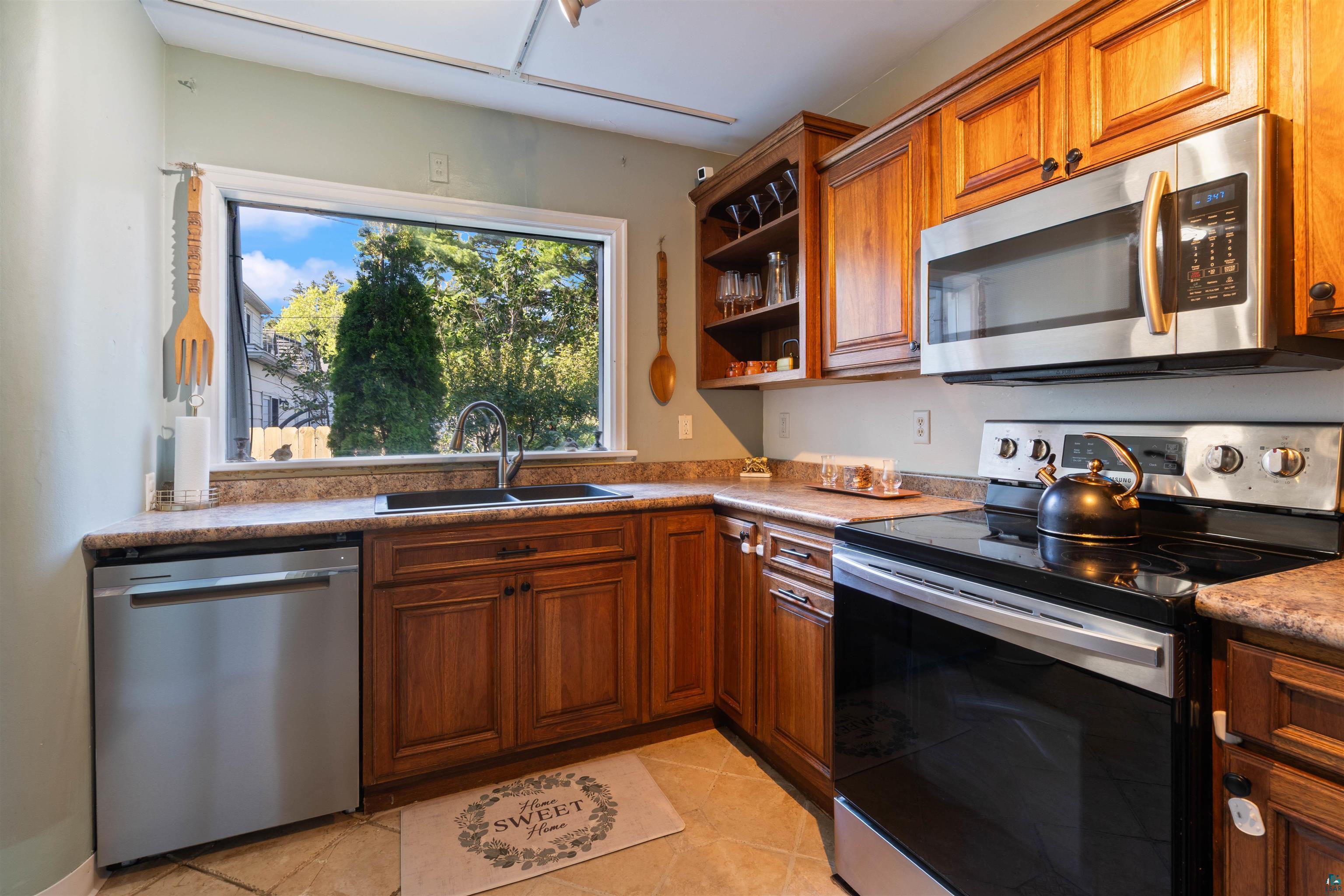 4631 London Road Duluth, MN 55804 - Photo 14 of 47 Gallery Image 14