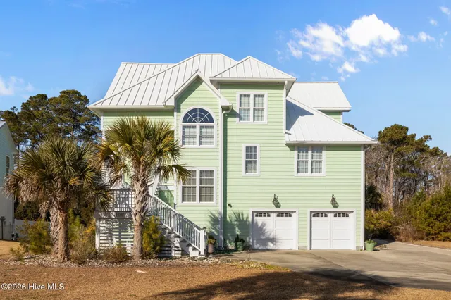 $925,000 | 109 Key W Lane, Newport, NC 28570