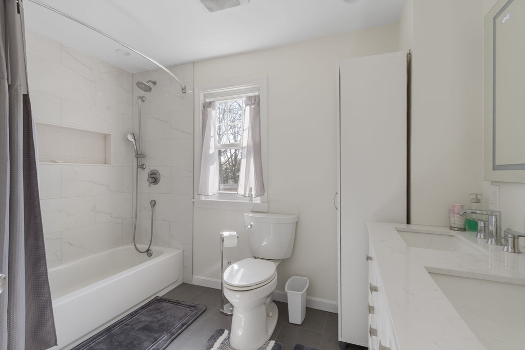 428 Boylston Street Brookline, MA 02445 - Photo 16 of 27