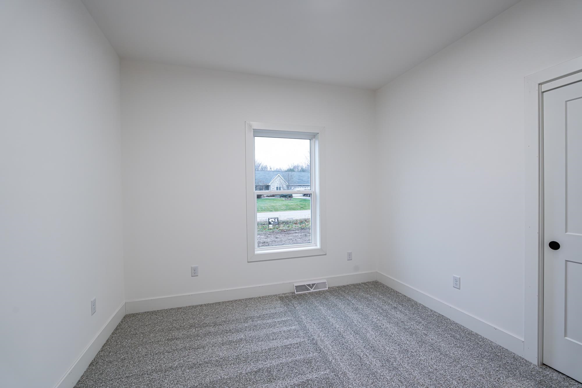 N6328 Psalms Albany, WI 53502 - Photo 27 of 45