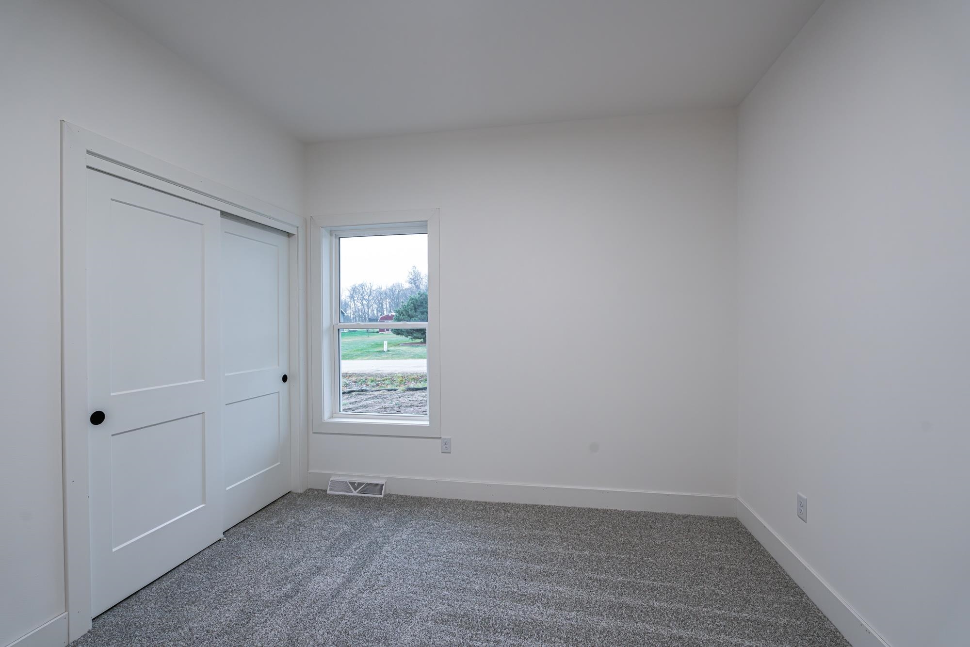 N6328 Psalms Albany, WI 53502 - Photo 31 of 45