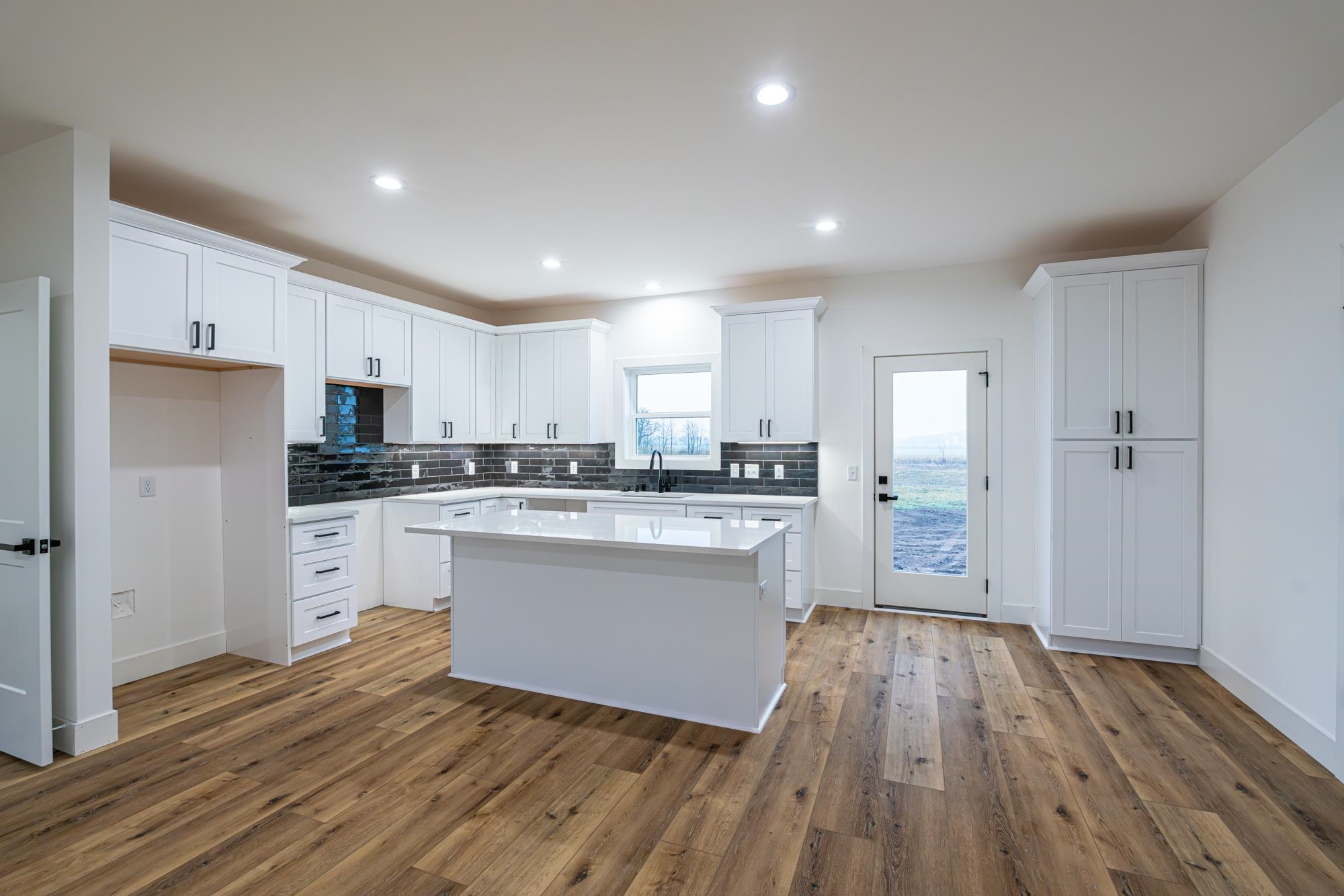 N6328 Psalms Albany, WI 53502 - Photo 7 of 45