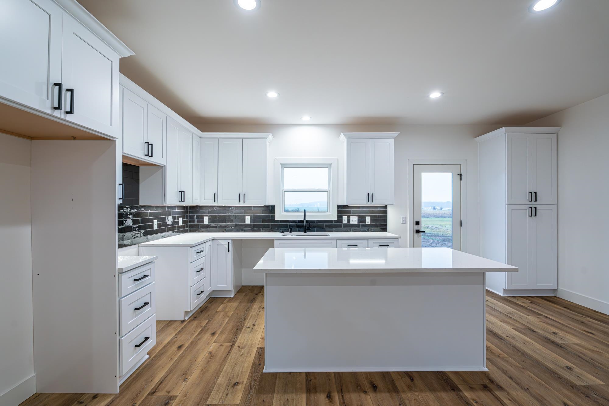 N6328 Psalms Albany, WI 53502 - Photo 8 of 45