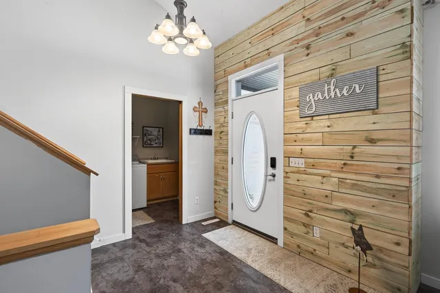 $399,000 | 1319 Angel Avenue Southwest, Watertown, MN 55388