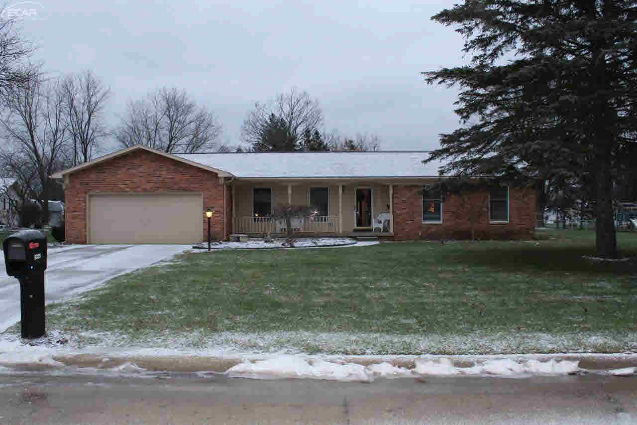 5325 Burwick Road Grand Blanc, MI 48439 - Photo 2 of 14 21251914-1.JPG