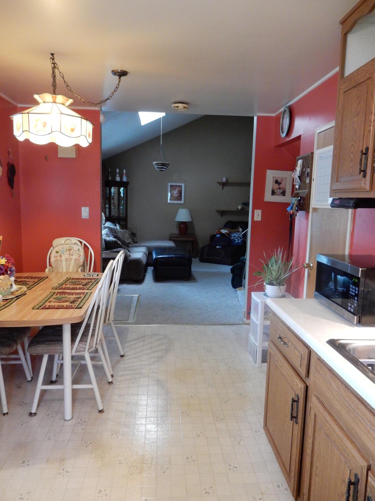 1370 Country Club Road Columbus, OH 43227 - Photo 18 of 25 Gallery Image 18