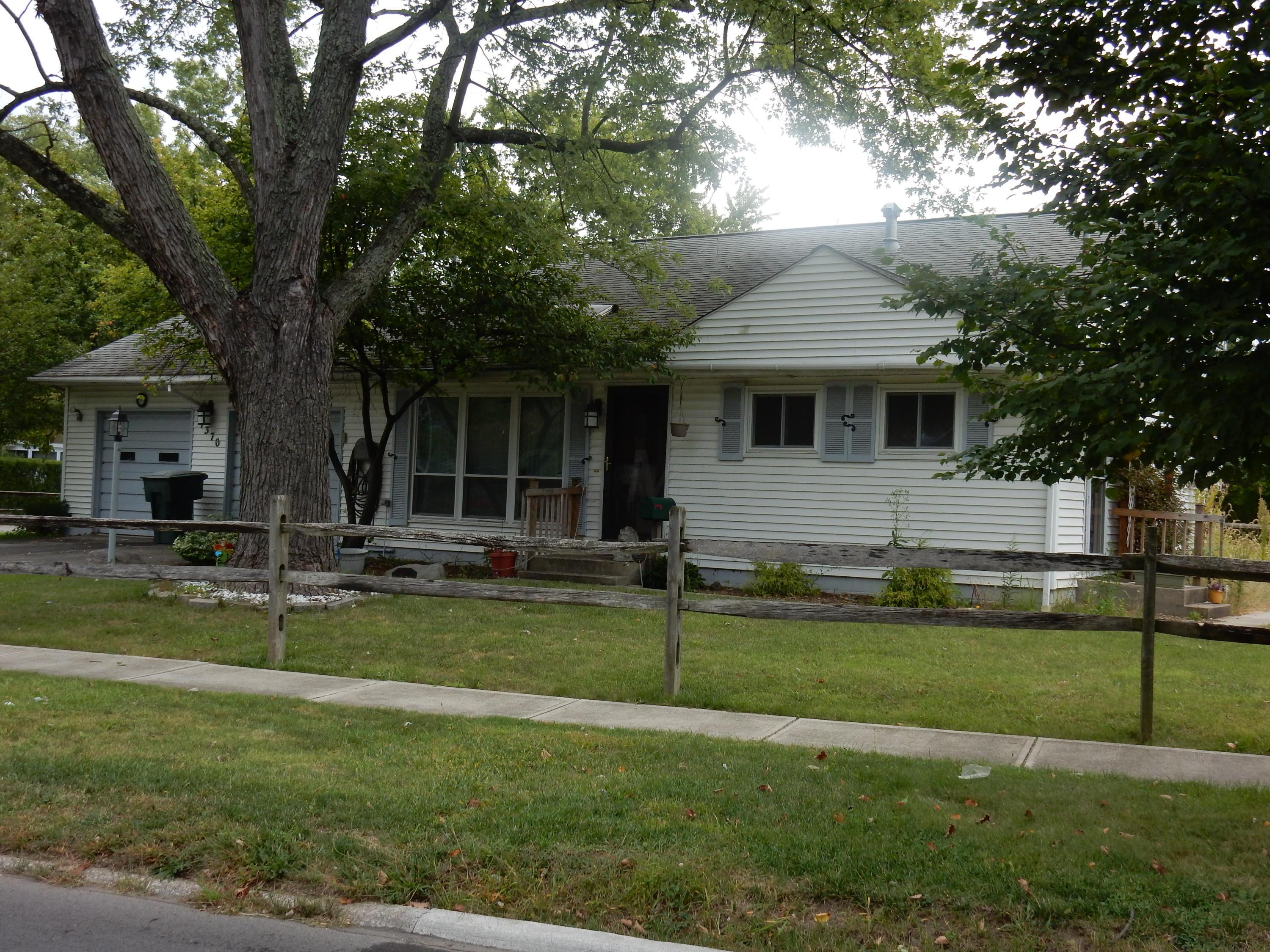 1370 Country Club Road Columbus, OH 43227 - Photo 2 of 25 Gallery Image 2