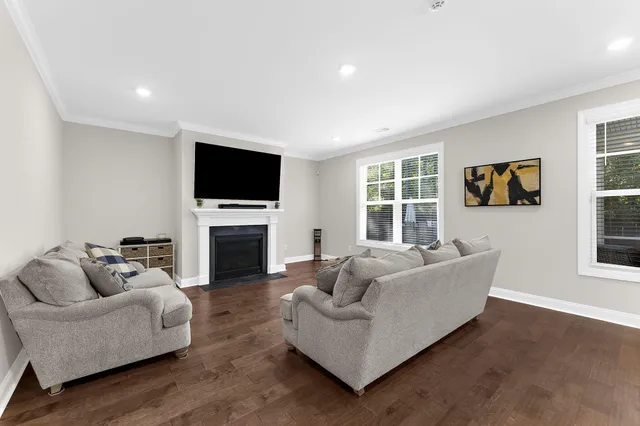 $599,999 | 320 Long Pier Street, Summerville, SC 29486