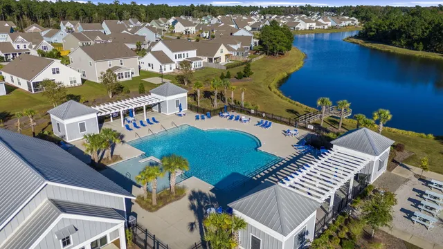 $599,999 | 320 Long Pier Street, Summerville, SC 29486