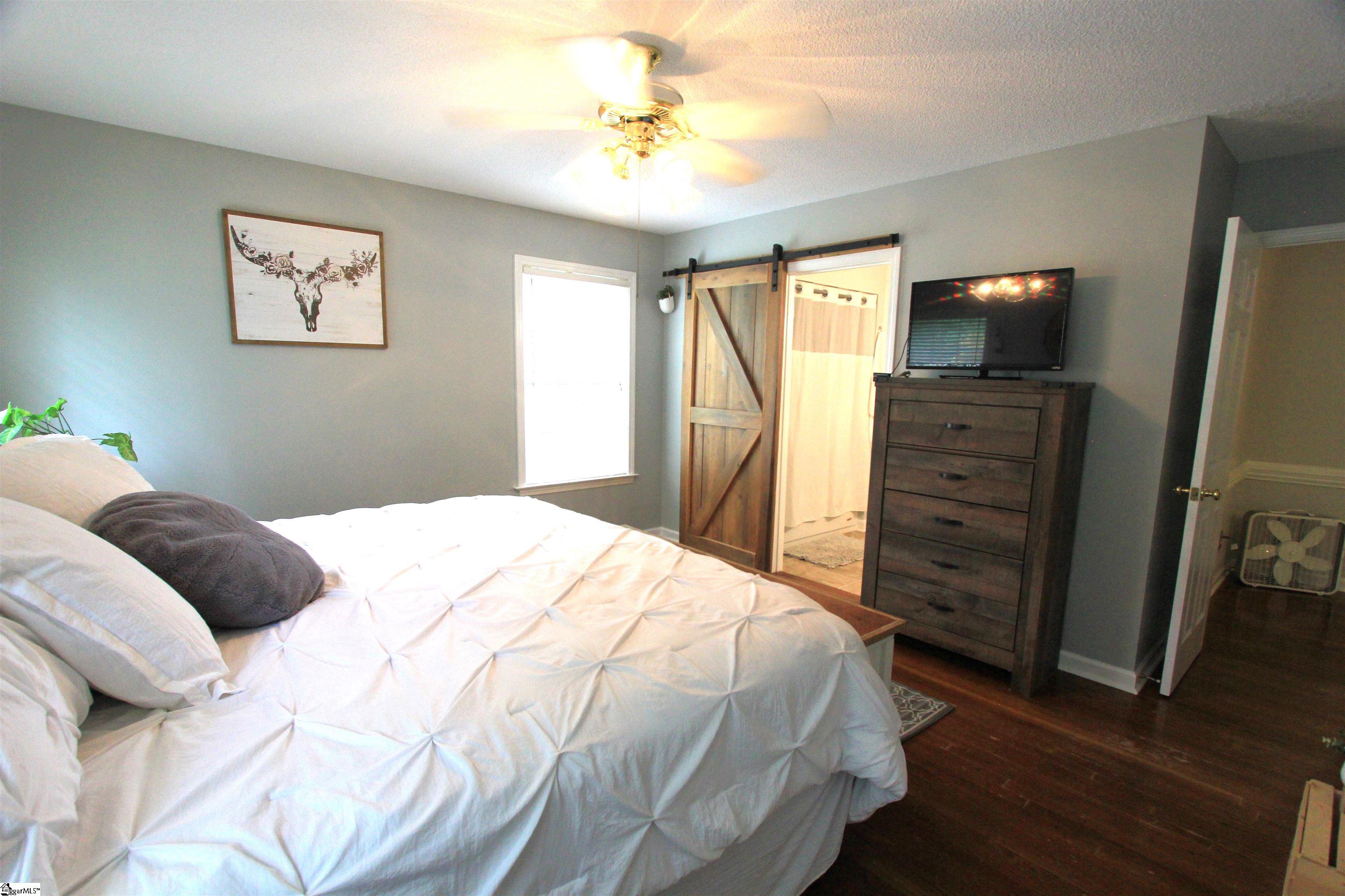 507 Hammett Road Wellford, SC 29385 - Photo 16 of 36