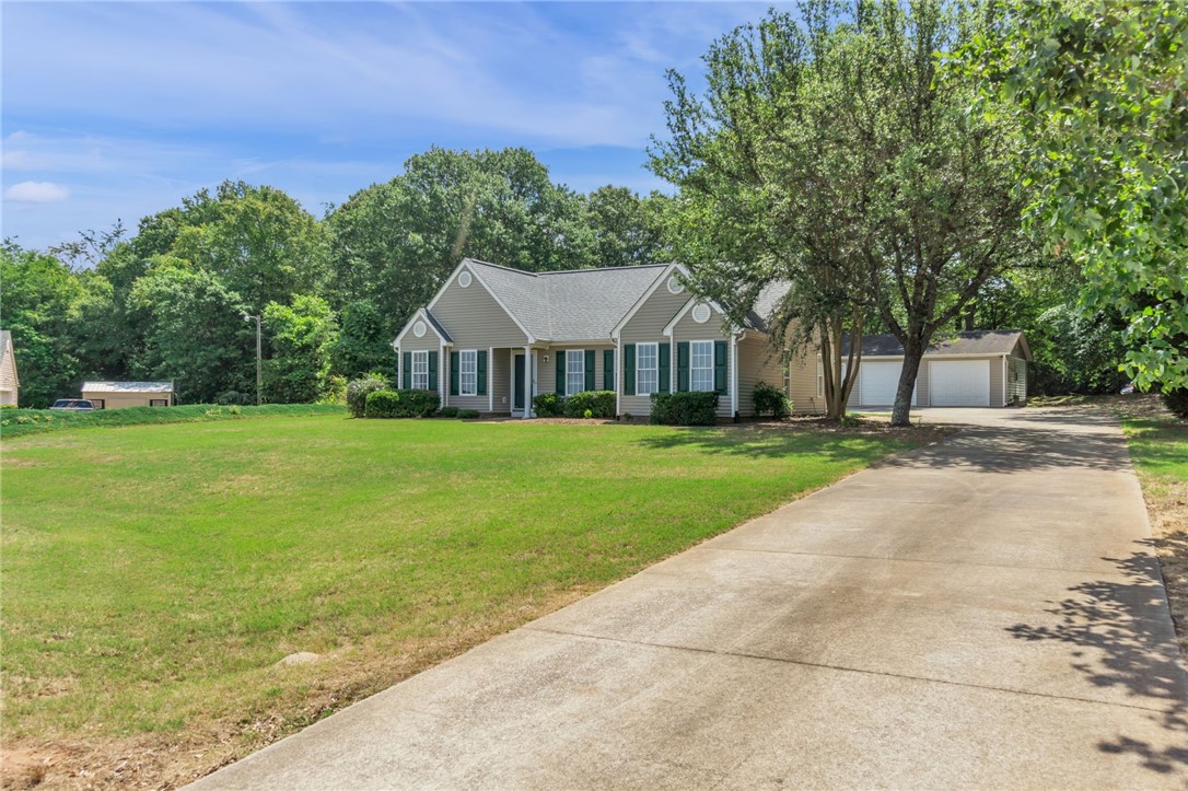 126 P-4-81 Pendleton, SC 29670 - Photo 3 of 31