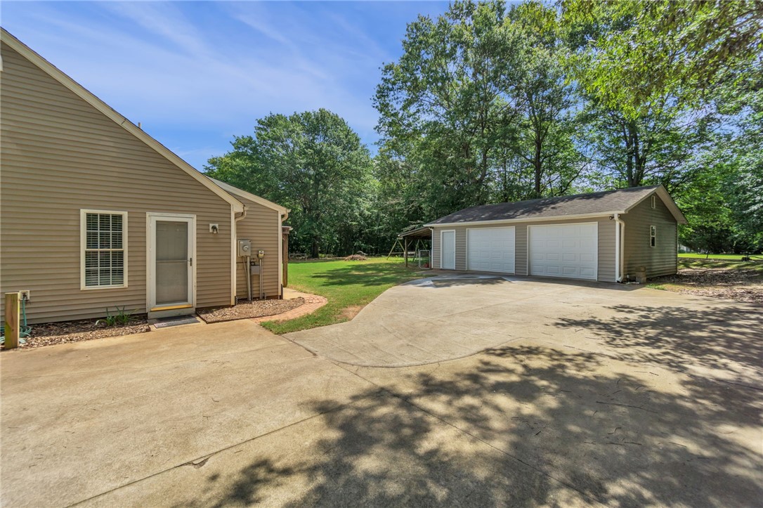 126 P-4-81 Pendleton, SC 29670 - Photo 4 of 31
