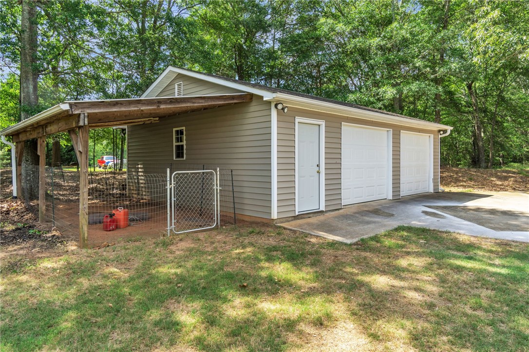 126 P-4-81 Pendleton, SC 29670 - Photo 5 of 31
