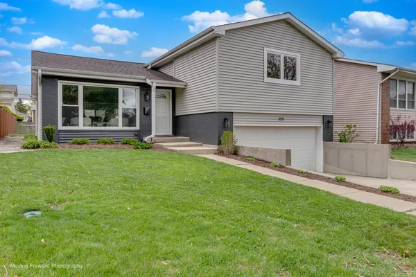 $899,900 | 959 Fern Avenue, Elmhurst, IL 60126