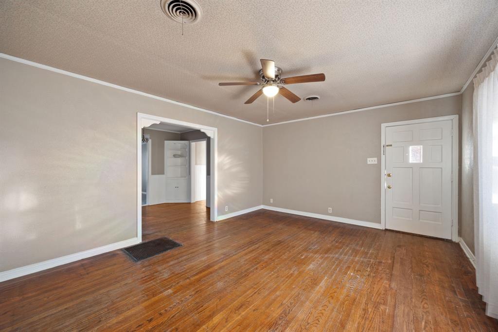 806 Buckalew Street Dallas, TX 75208 - Photo 6 of 23