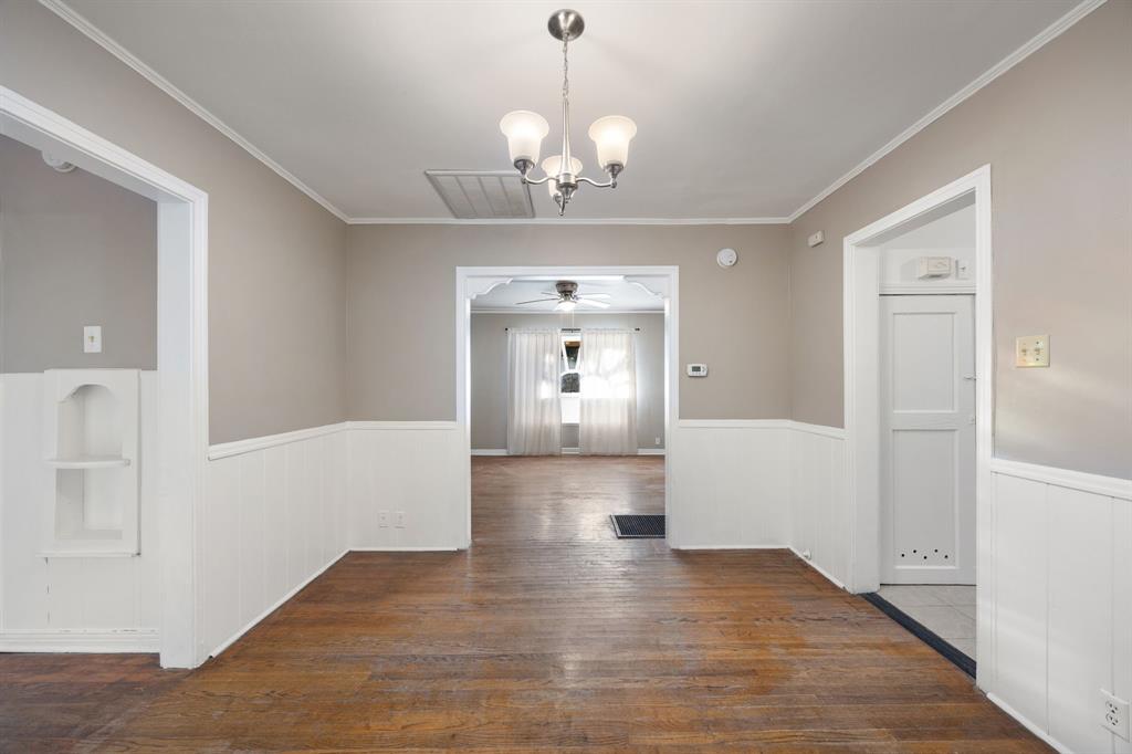 806 Buckalew Street Dallas, TX 75208 - Photo 8 of 23